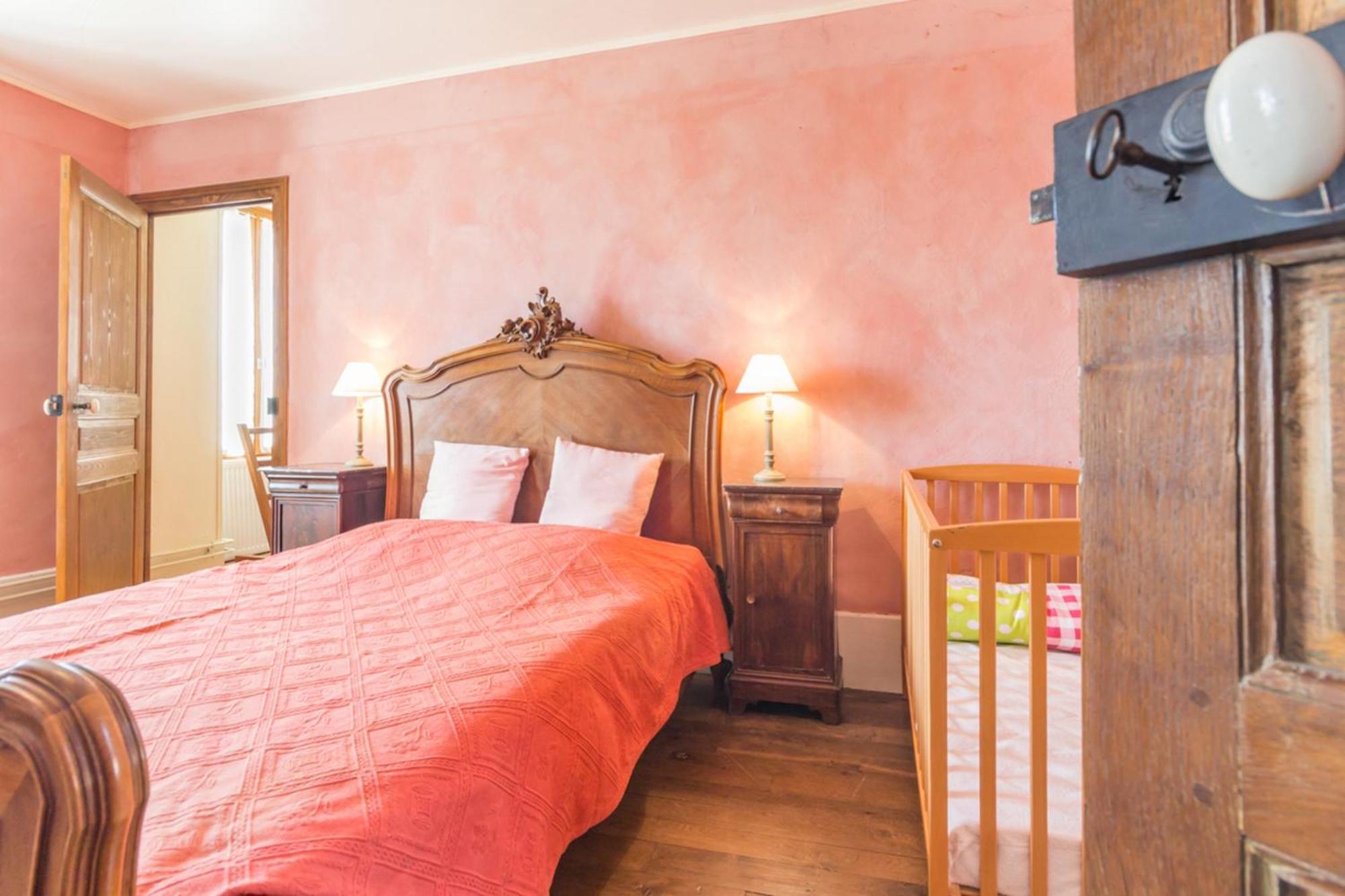 Maison Chaleureuse A Eringes Avec Jardin Et Parking Inclus Экстерьер фото